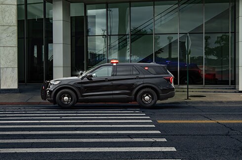 Diseño Robusto y funcional para Servicios Patrulla y de Emergencia: Ford Police Interceptor 2026